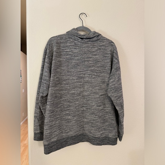 Comfy cozy grey PINK sweatshirt pullover - Picture 5 of 5